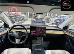 تسلا موديل 3